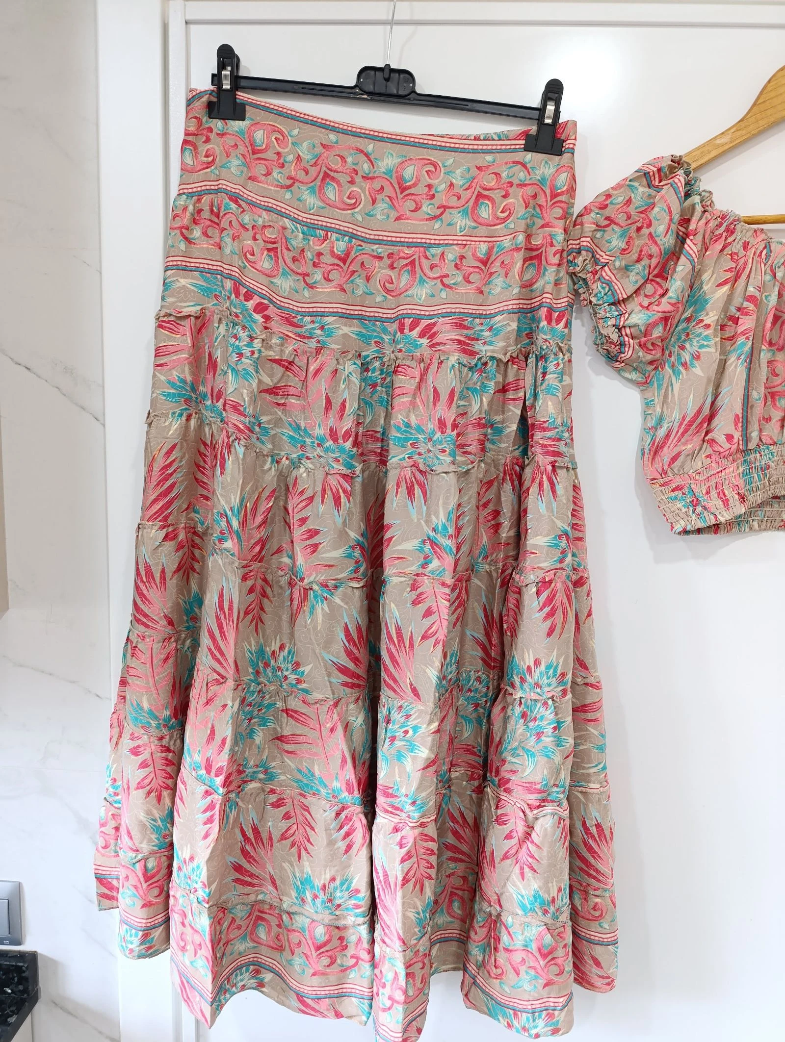 Conjunto de seda cores quentes – photo 3
